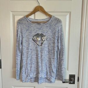 Sweat her, diamond sequin decoration.  Large “heathered” blue/purple color.